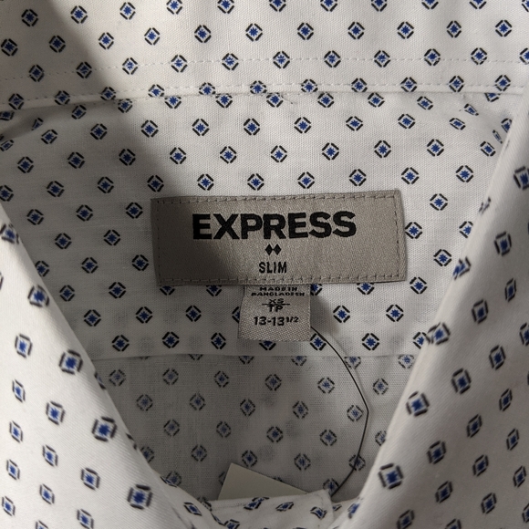 EXPRESS White Patterned Button Up - Picture 2 of 4